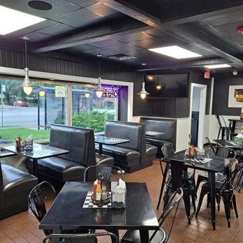Burger Buz - Burgers Near Me - Lincolnwood, Illinois Burger Buz - Burgers Near Me - Lincolnwood, Illinois