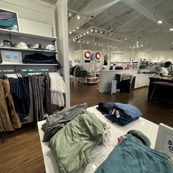 Vineyard Vines - Accessories Near Me - Antioch, Tennessee Vineyard Vines - Accessories Near Me - Antioch, Tennessee