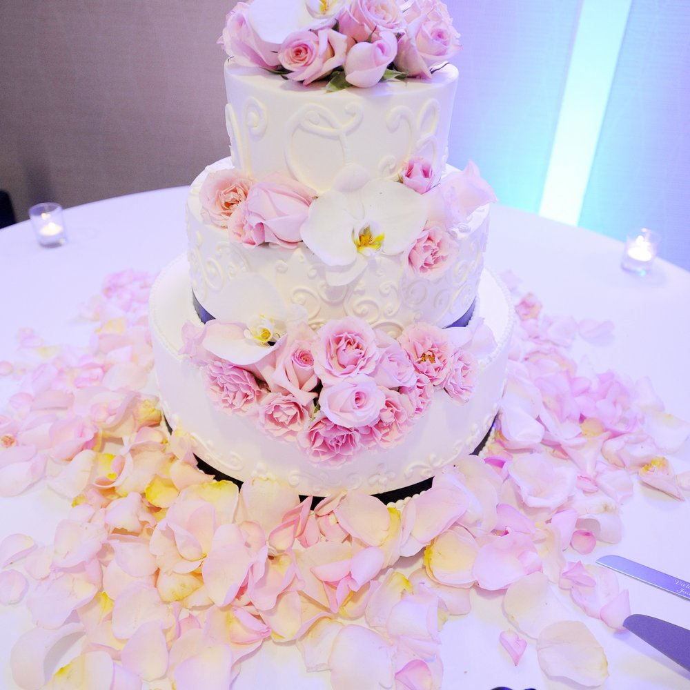 Absolute Elegance - Floral Designers Near Me