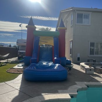 Jump Game Crazy - This is the castle jumper with the basketball  hoop inside - Bounce House Rentals Near Me