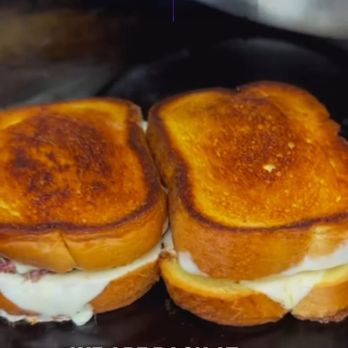 Jonah Bees BBQ - Hot brisket n melted cheese sandwich - Food Trucks Near Me - Rialto , California