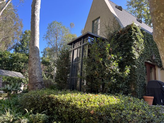 Brothers Sheetmetal & Rain Gutters Logo