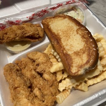 Raising Cane's Chicken Fingers - Fast Food Near Me - Olathe, Kansas Raising Cane's Chicken Fingers - Fast Food Near Me - Olathe, Kansas