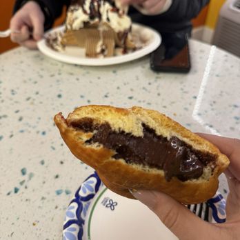 Sea Star Gelato - My gelato sandwich and my friends gelato taco - Gelato Near Me - Seaside, Oregon Sea Star Gelato - My gelato sandwich and my friends gelato taco - Gelato Near Me - Seaside, Oregon