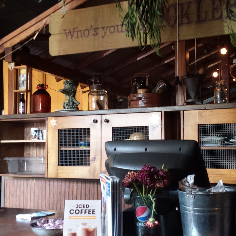 Huckleberry's - Partitioned booths - Breakfast & Brunch Near Me - Fairfield, California