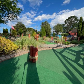 ✨希少✨ 1PIU1UGUALE3 GOLF ZIP PARKER ベージュ ✨希少✨ 1PIU1UGUALE3 GOLF ZIP PARKER ベージュ