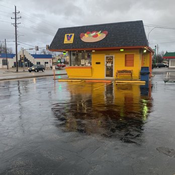 Woofies - The entrance!! - Hot Dogs Near Me - Overland, Missouri Woofies - The entrance!! - Hot Dogs Near Me - Overland, Missouri