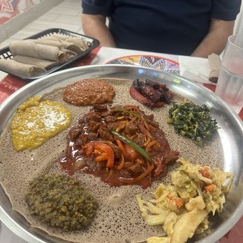 Sekela Ethiopia Restaurant - SHEKLA TIBS and VEGGIE COMBO Excellent! - Ethiopian Near Me - Riverside, California