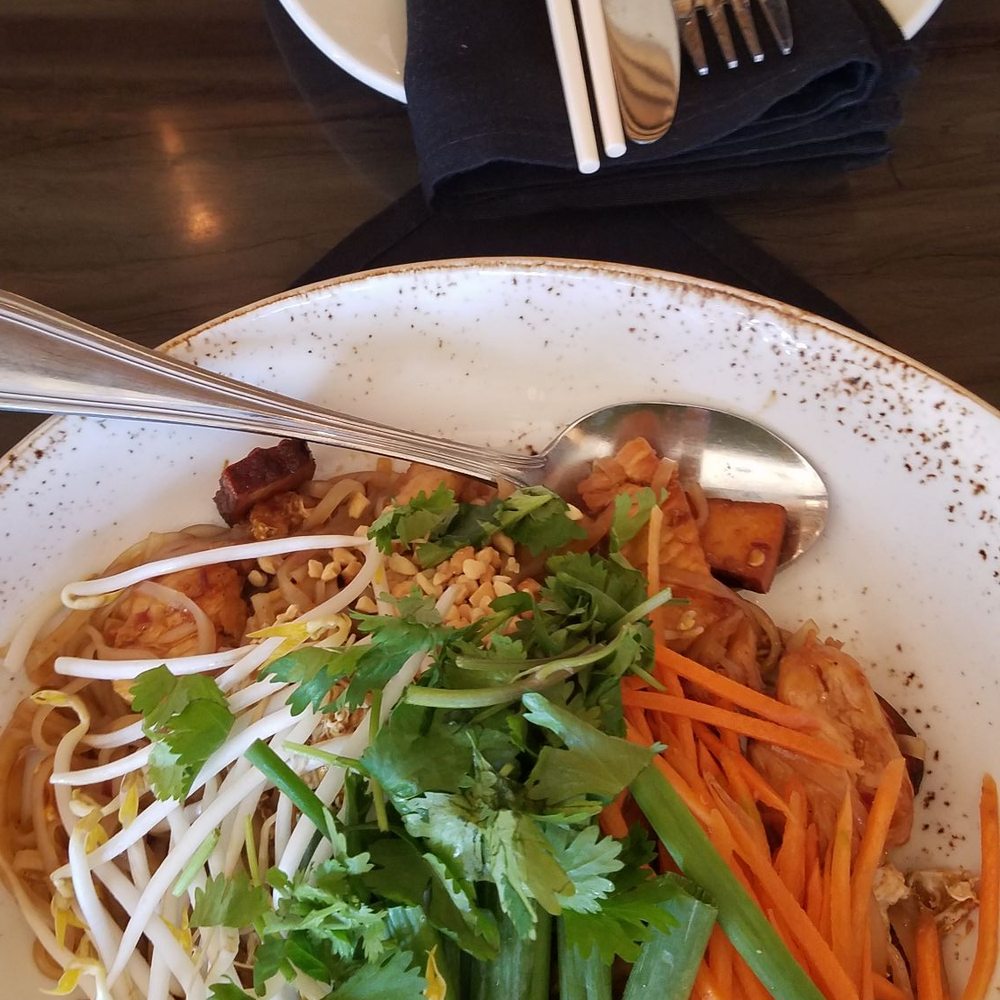 P.F. Chang's - Pad Thai with chicken - Chinese Near Me - Clearwater, Florida P.F. Chang's - Pad Thai with chicken - Chinese Near Me - Clearwater, Florida