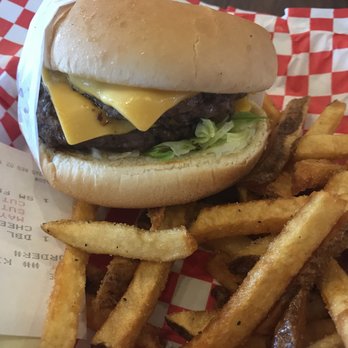 Daves Burger Barn - Cheeseburger - Burgers Near Me - Waco, Texas Daves Burger Barn - Cheeseburger - Burgers Near Me - Waco, Texas