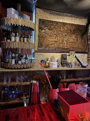 Pineapple Parlor by null