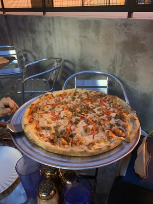 Junior's Pizza by null