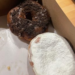 ハローキティ　Well Well Doughnut　② ハローキティ Well Well Doughnut - メルカリ