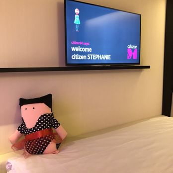 citizenM - Hotels Near Me - London, XGL