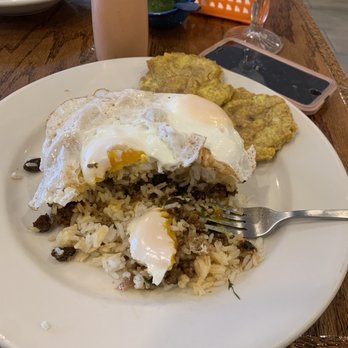 Mango's Cafe - Peruvian Near Me - Mount Laurel, New Jersey