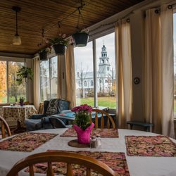 Captain Woodbury Guesthouse - Peaceful setting.