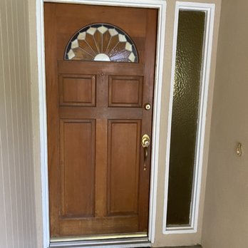 J R Door & Window - Before !! Horrible !! - Windows Installation Near Me - Upland, California J R Door & Window - Before !! Horrible !! - Windows Installation Near Me - Upland, California