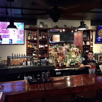 GuildHall - Where you order food and drinks - Beer Bar Near Me - Burbank, California