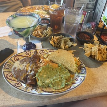 Mexican Inn Cafe - Pick 3, Cheese Enchilada, crispy beef taco, guacamole chalupa. Yummy! - Mexican Near Me - Bedford, Texas Mexican Inn Cafe - Pick 3, Cheese Enchilada, crispy beef taco, guacamole chalupa. Yummy! - Mexican Near Me - Bedford, Texas