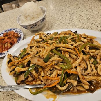 Hsiang Yuen Restaurant - Shredded pork & kimchi - Chinese Near Me - Artesia, California Hsiang Yuen Restaurant - Shredded pork & kimchi - Chinese Near Me - Artesia, California