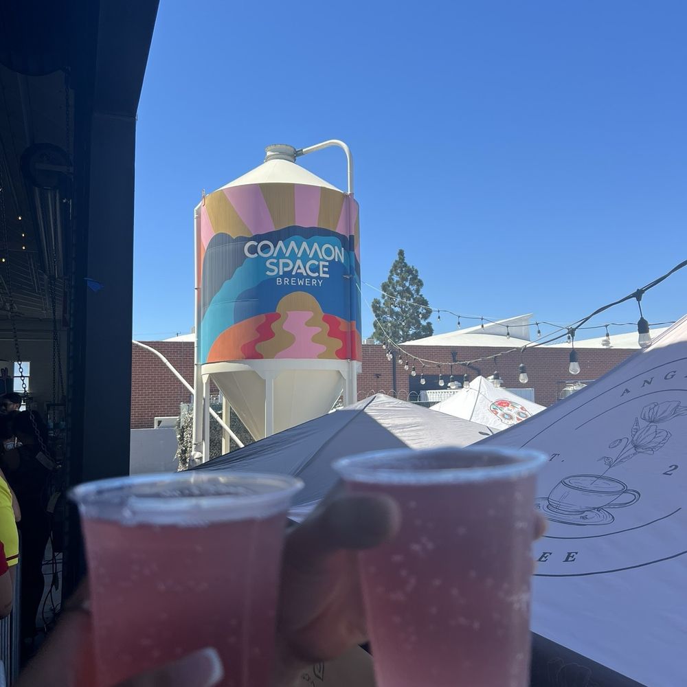 Common Space Brewery - watermelon seltzer - Breweries Near Me - Hawthorne, California Common Space Brewery - watermelon seltzer - Breweries Near Me - Hawthorne, California