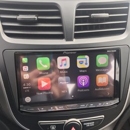 From stock radio without a screen to a new unit