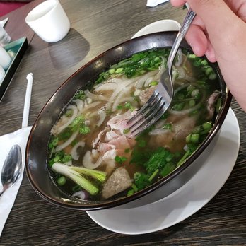 Viet Kitchen - Phở đặc biệt (special noodle soup) - Vietnamese Near Me - Tampa, Florida Viet Kitchen - Phở đặc biệt (special noodle soup) - Vietnamese Near Me - Tampa, Florida