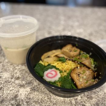 SUKIYA Ramen & Poke - Tonkasu Ramen with soup on the side - Ramen Near Me - Flushing, New York SUKIYA Ramen & Poke - Tonkasu Ramen with soup on the side - Ramen Near Me - Flushing, New York