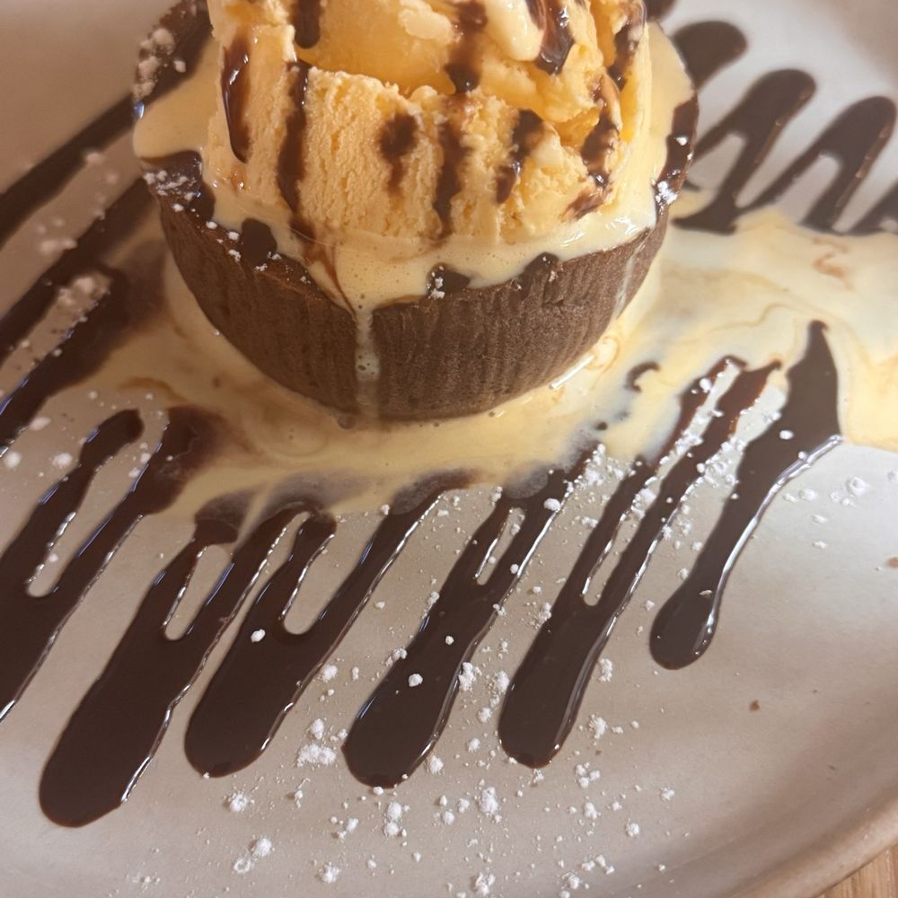 Ilios Taverna - Chocolate cake with ice cream - Bars Near Me - The Bronx, New York