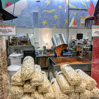 Horrocks Market - OMG, fresh kettle corn! - Home Decor Near Me - Kentwood, Michigan Horrocks Market - OMG, fresh kettle corn! - Home Decor Near Me - Kentwood, Michigan
