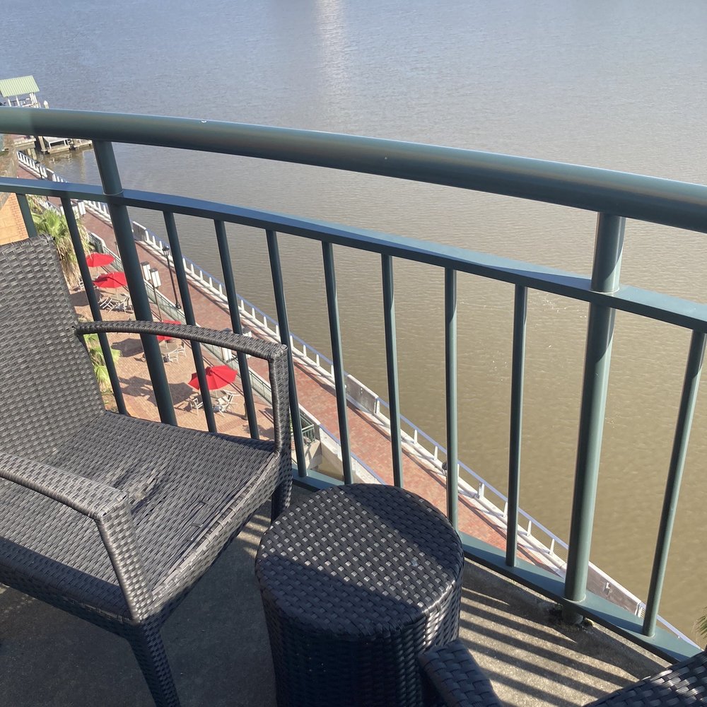 Marriott Savannah Riverfront - Balcony - Hotels Near Me - Savannah, Georgia Marriott Savannah Riverfront - Balcony - Hotels Near Me - Savannah, Georgia
