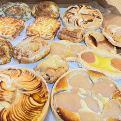 Le Petit Pain - French Pastries