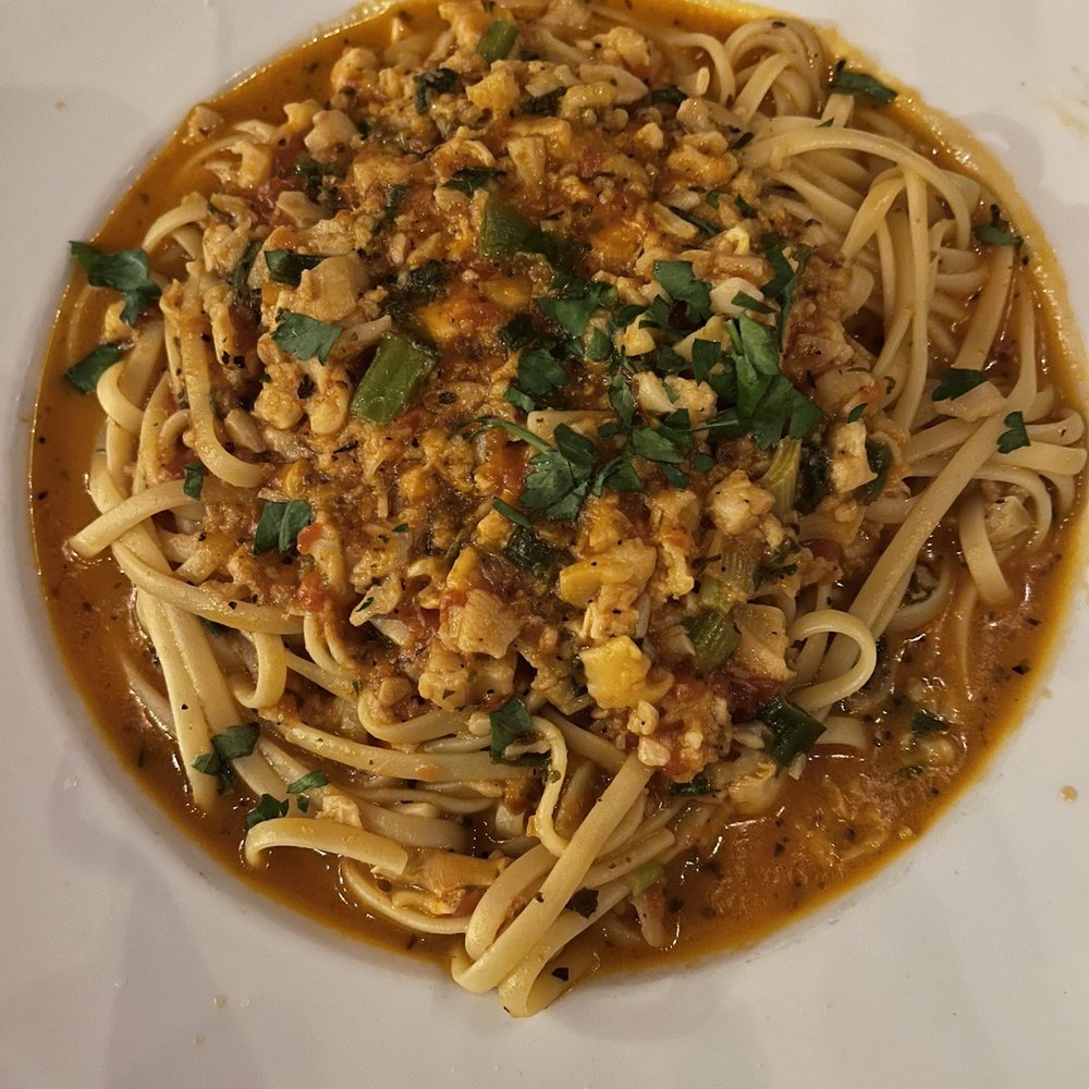 Cafe Gazelle - Chopped Claims with linguine (instead of fresh claims- off menu) - Italian Near Me - Long Beach, California Cafe Gazelle - Chopped Claims with linguine (instead of fresh claims- off menu) - Italian Near Me - Long Beach, California