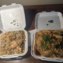 Shrimp fried rice & tofu pad Thai. Shrimp fried rice & tofu pad Thai.
