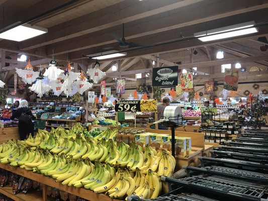 Calareso's Farm Stand & Garden Center by null