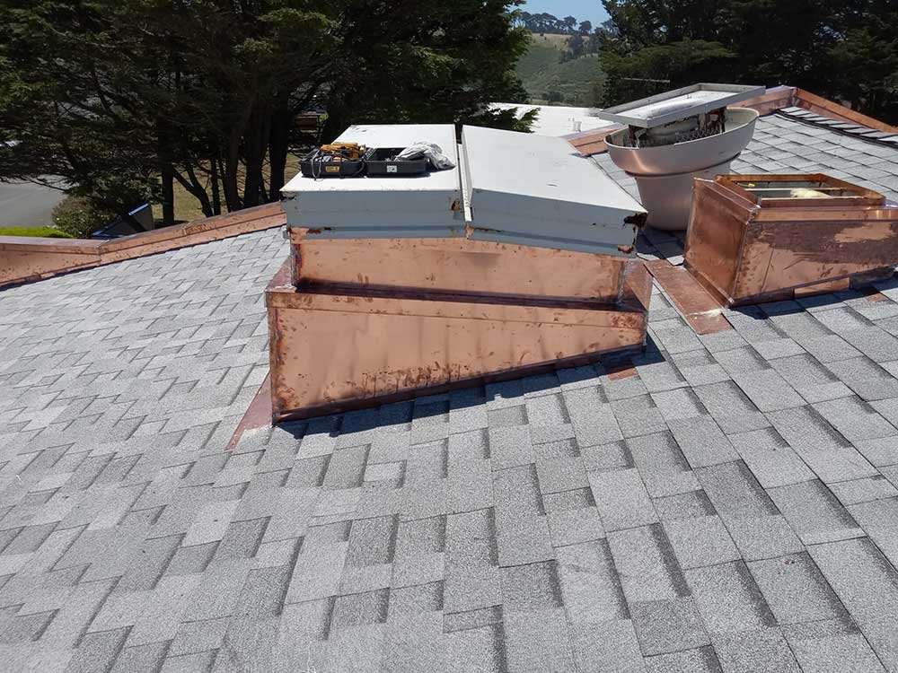 Slide of Henris Roofing