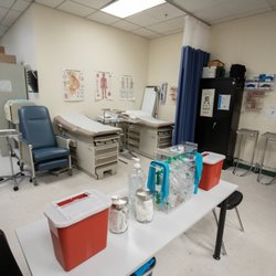 U.S. Colleges - Riverside - Phlebotomy Technician lab.
