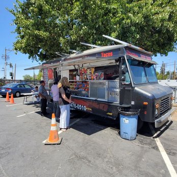 The12Shack - Front of truck - Food Trucks Near Me - Sacramento, California