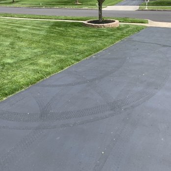 Frazier Landscapers - Tire marks left behind on my driveway from Frazier lawn mower. - Lawn Services Near Me - Horsham, Pennsylvania Frazier Landscapers - Tire marks left behind on my driveway from Frazier lawn mower. - Lawn Services Near Me - Horsham, Pennsylvania