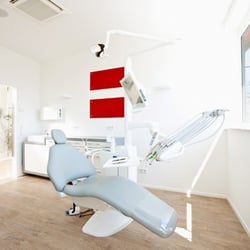 Zahnarzt Dr. Ober - Zahnbehandlung im Lusanum Ludwigshafen