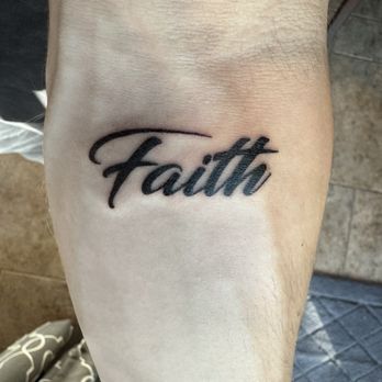 Elizabeth Street Tattoo - Faith Tattoo - Tattoo Near Me - Riverside, California
