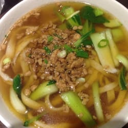 Kai Xuan - Sopa de tallarines hechos a mano: €3 y no la pude terminar, es inmensa!