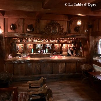 Belleek Castle - Bar - Hotels Near Me - Belleek, Missouri