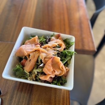 Pitango Bakery Cafe - Mediterranean salad with salmon - Cafes Near Me - Baltimore, Maryland