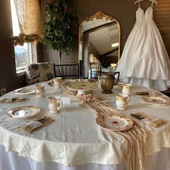 Rockin' Ranch Saloon - Bridal Suite - Venues & Event Spaces Near Me - Sandusky, Ohio Rockin' Ranch Saloon - Bridal Suite - Venues & Event Spaces Near Me - Sandusky, Ohio
