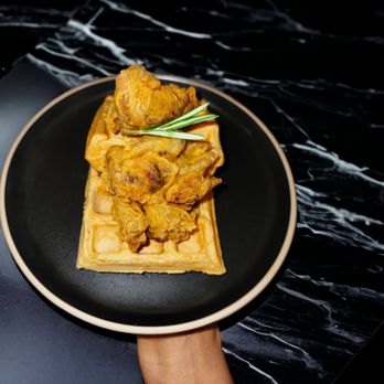Una Vaina Vegan - Chick'n & Waffles - Food Delivery Services Near Me