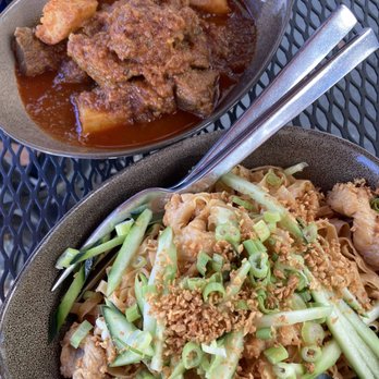 Burma 2 - Top: Burmese style lamb curry; bottom: Burmese Garlic Noodle - Burmese Near Me - Walnut Creek, California Burma 2 - Top: Burmese style lamb curry; bottom: Burmese Garlic Noodle - Burmese Near Me - Walnut Creek, California