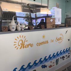 Kona Poke House - Interior
