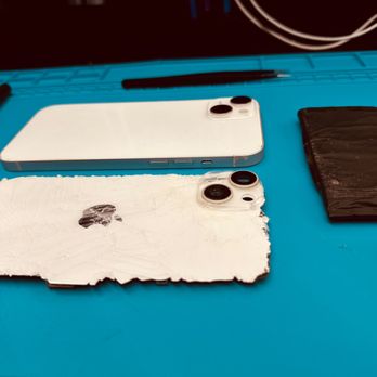 Cellmax - Replacing the back glass on this iPhone 14--because a flawless look matters!  #iPhoneRepair #BackGlassFix #CellphoneRepair - Mobile Phone Repair Near Me - Perris, California