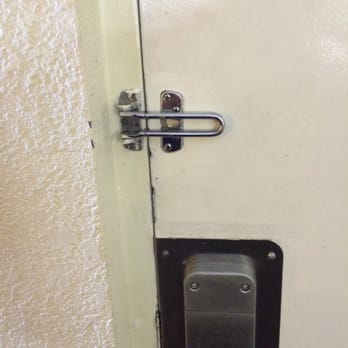 Days Inn by Wyndham Amherst - Broken latch - Hotels Near Me - Amherst, Ohio Days Inn by Wyndham Amherst - Broken latch - Hotels Near Me - Amherst, Ohio